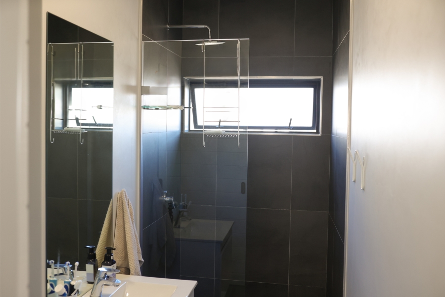 To Let 2 Bedroom Property for Rent in Newinbosch Western Cape